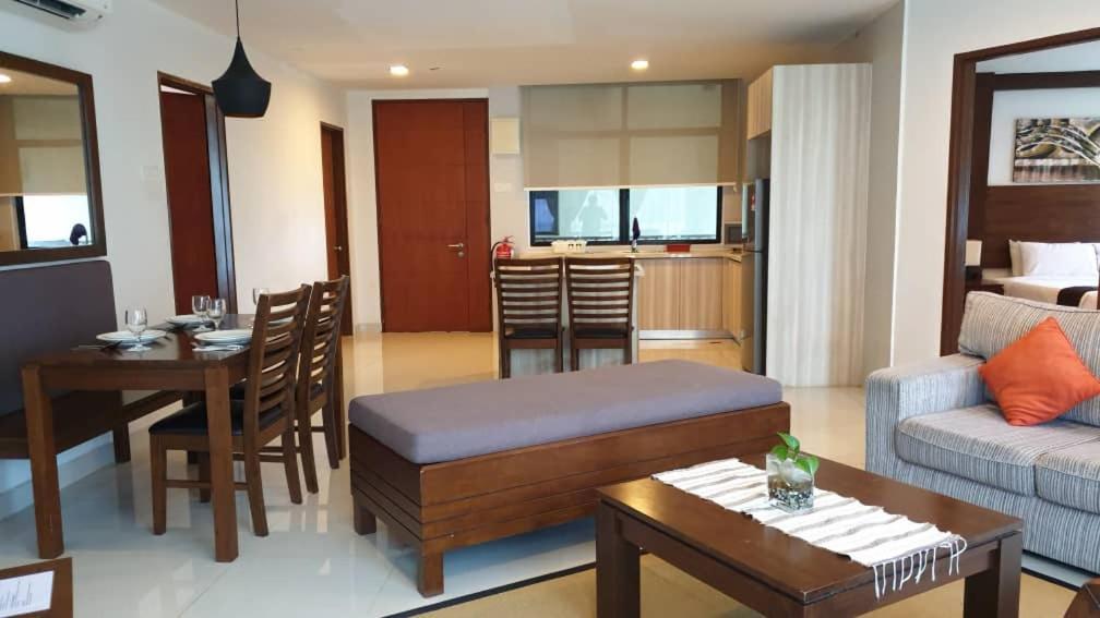 Samsuria Beach Apartment Resort Cherating Exterior foto