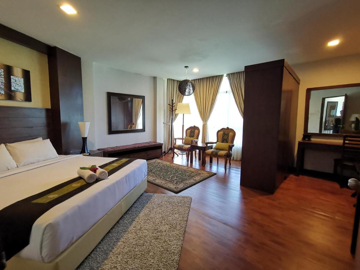 Samsuria Beach Apartment Resort Cherating Exterior foto